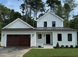 5 Josiah Path, Falmouth, MA 02540