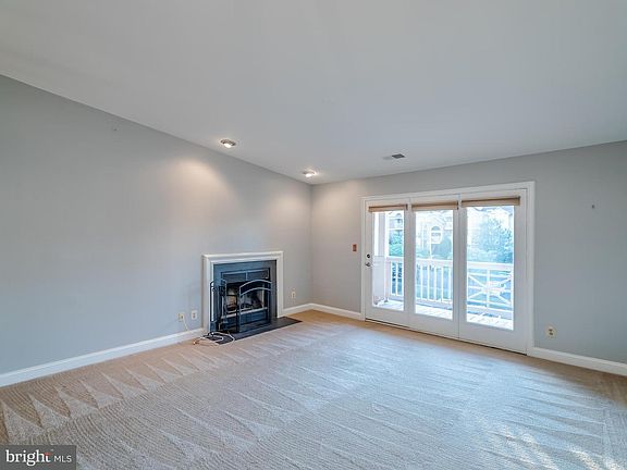 5th image of 7503 Ashby Ln Unit L