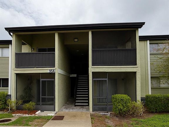 2nd image of 954 Lake Destiny Rd Unit G
