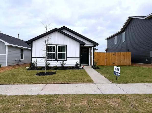 202 Constanza Trl, Bastrop, TX 78602