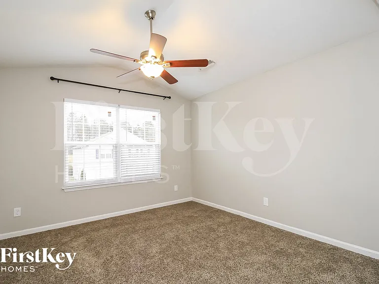 5924 Odenton Ln — Photo 7
