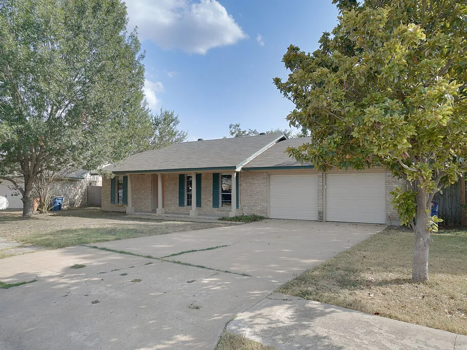 10110 Aspen St