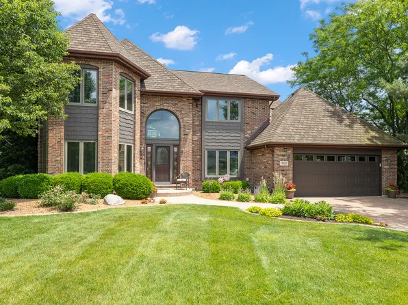 9901 Mission Dr, Palos Park, IL 60464