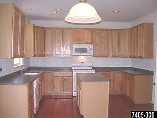 1131 Pine Ct photo 1