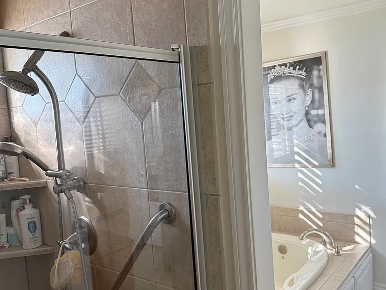 2 Lambert Ct — Photo 41