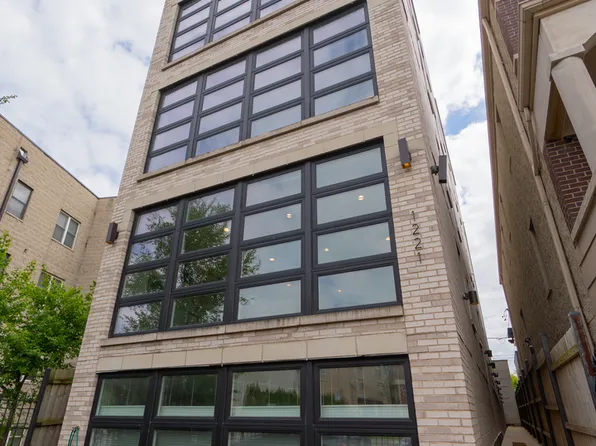 1221 E 46th St #1, Chicago, IL 60653