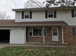 203 Jennifer Dr #A, Mahomet, IL