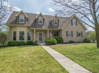 3852 Celeste Ln, Naperville, IL 60564