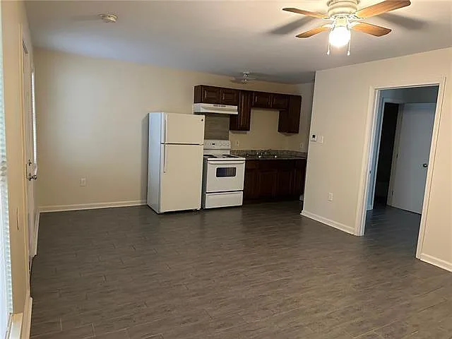 312 N Chestnut St — Photo 4
