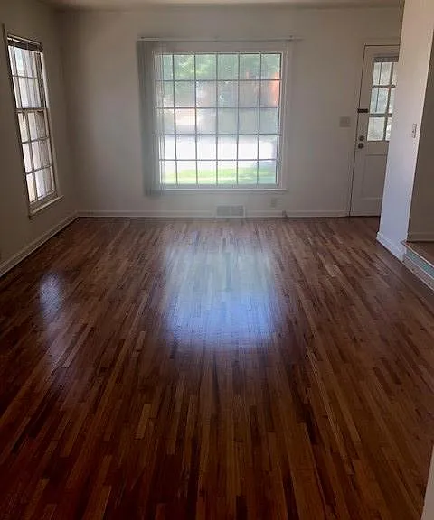 2101 South St — Photo 4