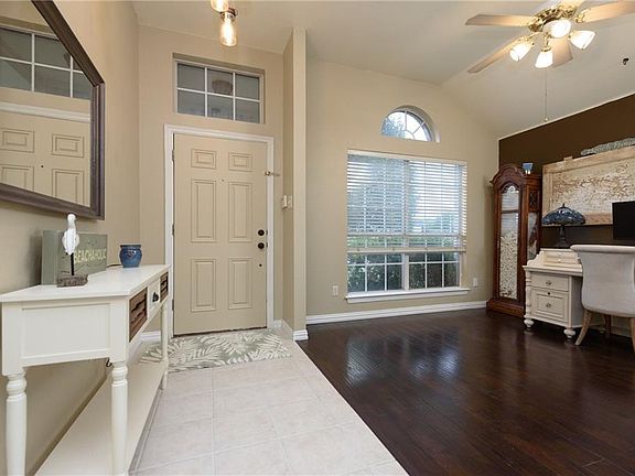 5th image of 2902 Chisholm Trl