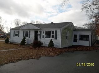 27 Potomac Rd, Warwick, RI 02888