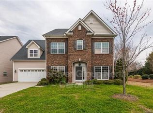 11206 Scottsman Trace Dr, Charlotte, NC 28273