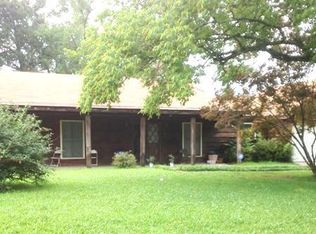 101 Brady Ave, Port Gibson, MS 39150