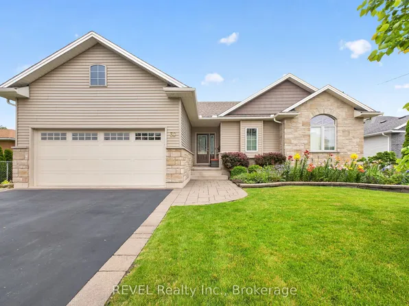 30 Drummond Cres, Fort Erie, ON L2A 1L2