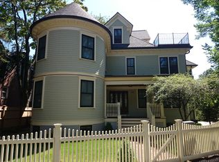 105 Naples Rd, Brookline, MA 02446