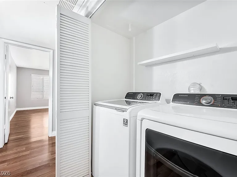 3125 Casey Dr #202 — Photo 23