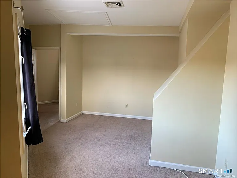 226 Kings Hwy E #3 — Photo 5