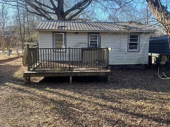806 Elizabeth St, Clinton, SC 29325