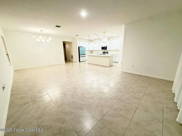 2412 Carrick St NW — Photo 5