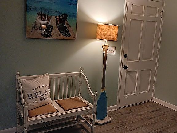Family room by main front do
