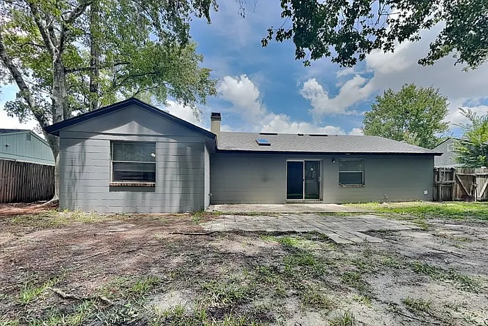 2626 Pinewood Blvd S — Photo 21