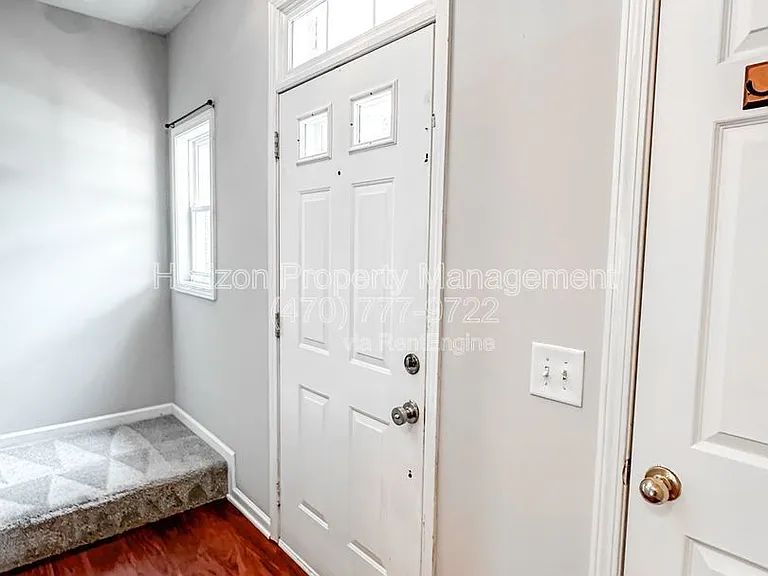 19 Pearl Chambers Dr — Photo 3