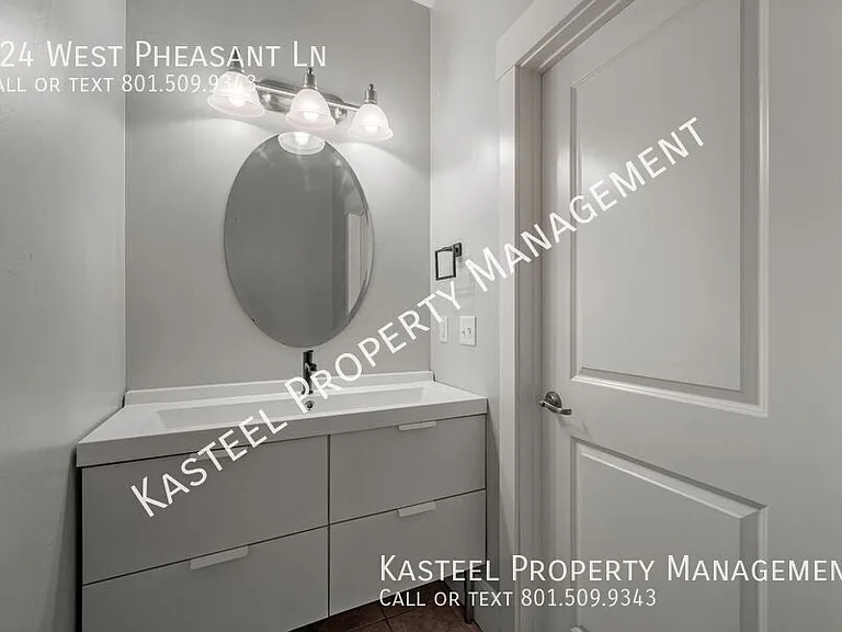 924 W Pheasant Ln — Photo 30