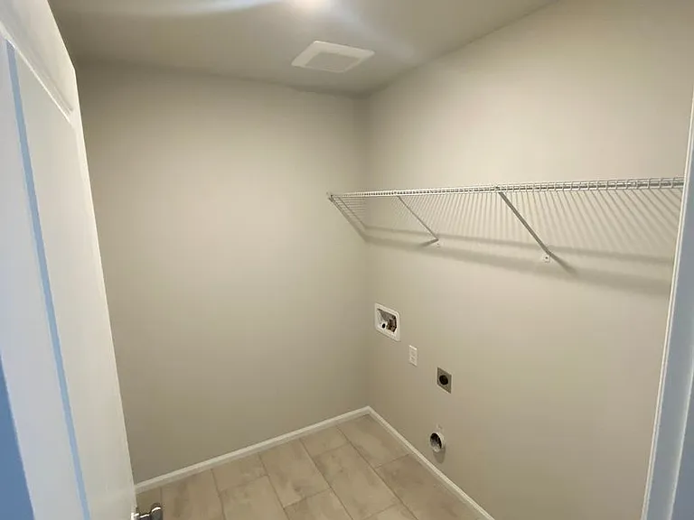 100 NE Belfair Station Dr — Photo 18