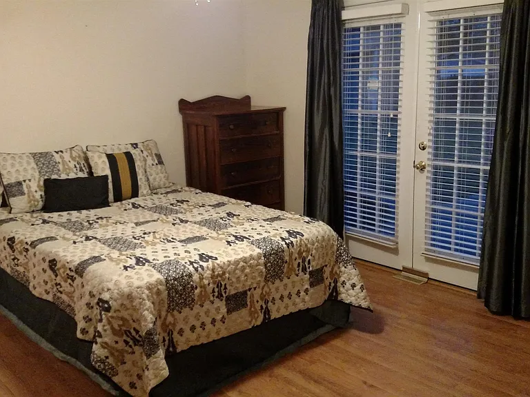549 Wade Rd SE — Photo 11