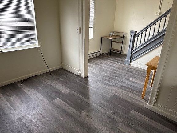 3rd image of 1303 Monroe St #2