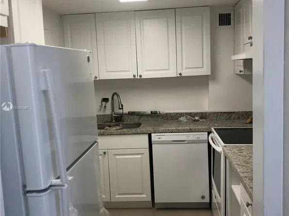 2800 N Flagler Dr APT 211, West Palm Beach, FL 33407