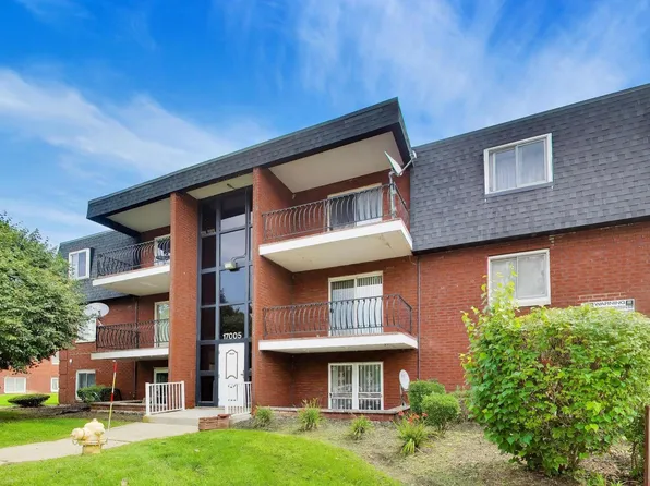 17005 Albany Ave APT 202, Hazel Crest, IL 60429