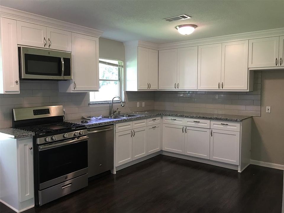 1st image of 9030 Shady Dr