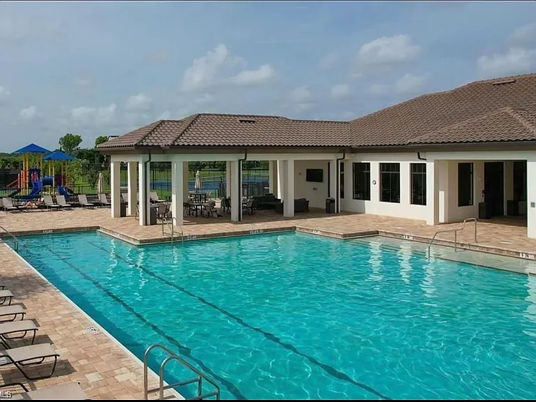14922 Palamos Cir — Photo 30