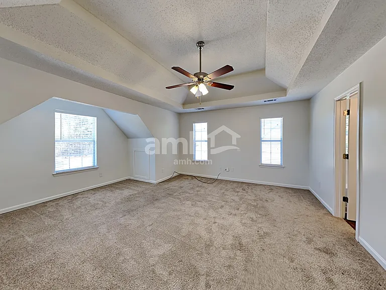 227 Penny Ln — Photo 12