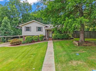 929 Crestview Ln, Adamsville, AL 35005