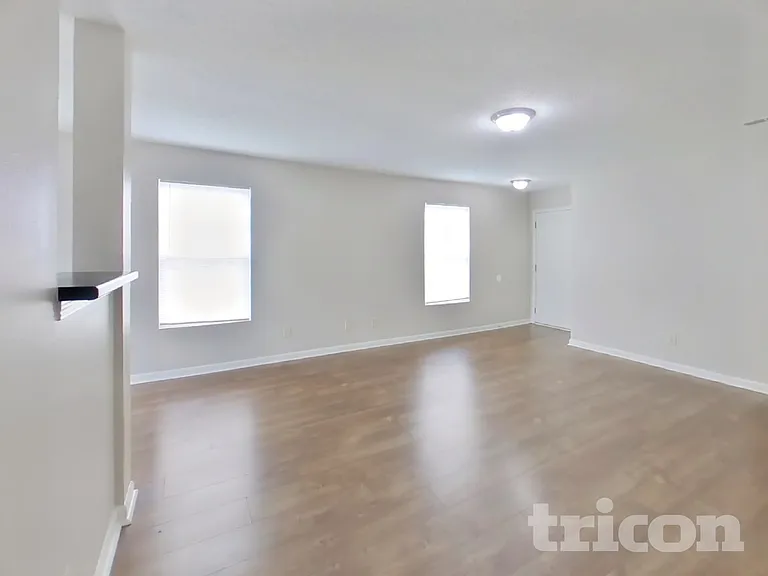 6409 Alonzo Dr — Photo 3