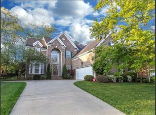 9105 Shrewsbury Dr, Waxhaw, NC 28173