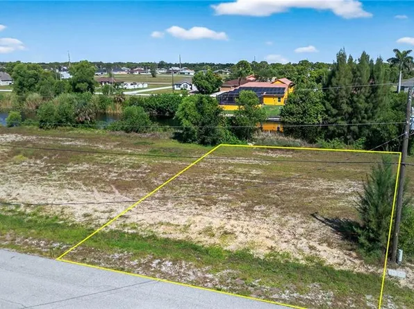 2059 NW 17th ST, CAPE CORAL, FL 33993