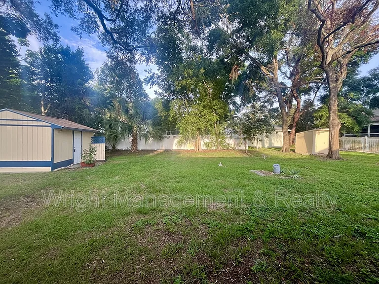 705 Bayou Ave #1 — Photo 22