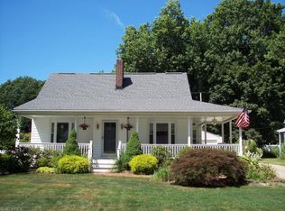 382 Crestwood Ave, Wadsworth, OH 44281