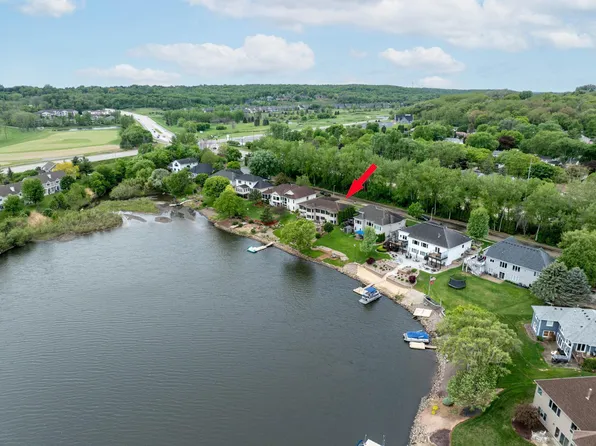 130 Interlachen Ln NW, Rochester, MN 55901