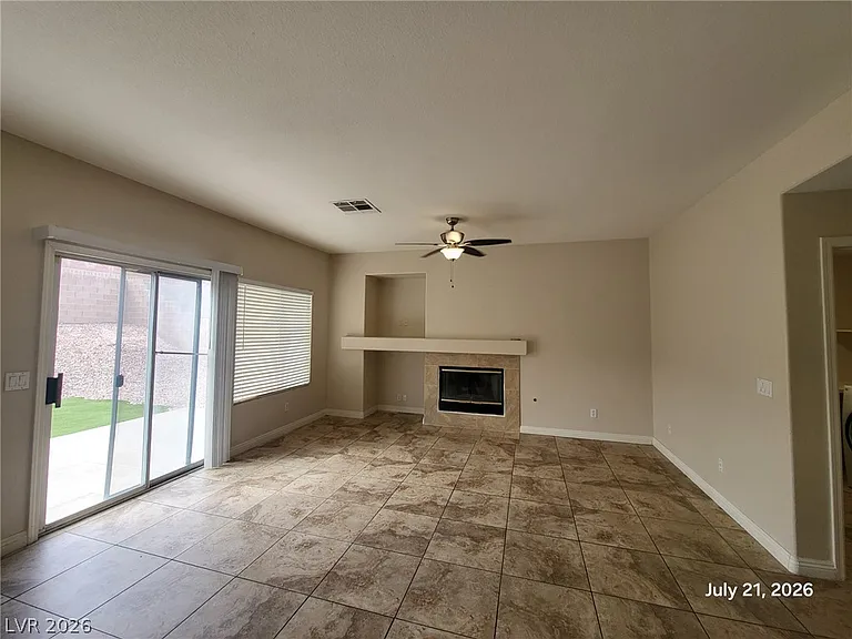 2883 Cordillera Dr — Photo 5