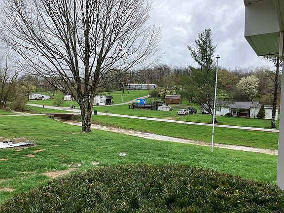 4th image of 1135 Anderson Rd