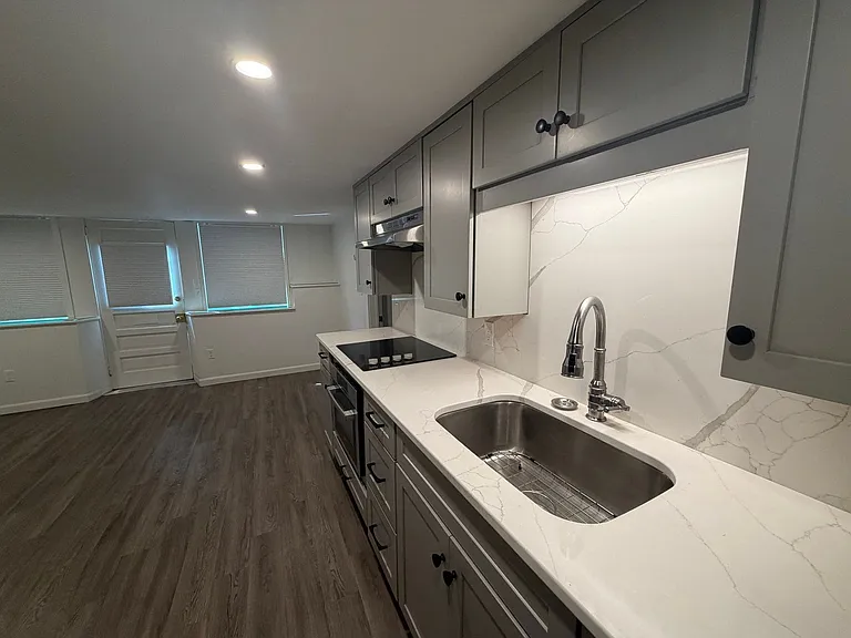 74 S State St #5 — Photo 3