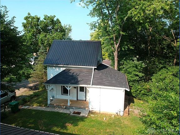 2nd image of 110 Smith St