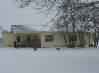 10044 Plainview Rd, Krum, TX 76249