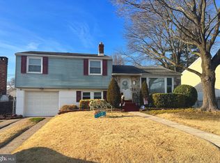 11608 Kelvin Ave, Philadelphia, PA 19116