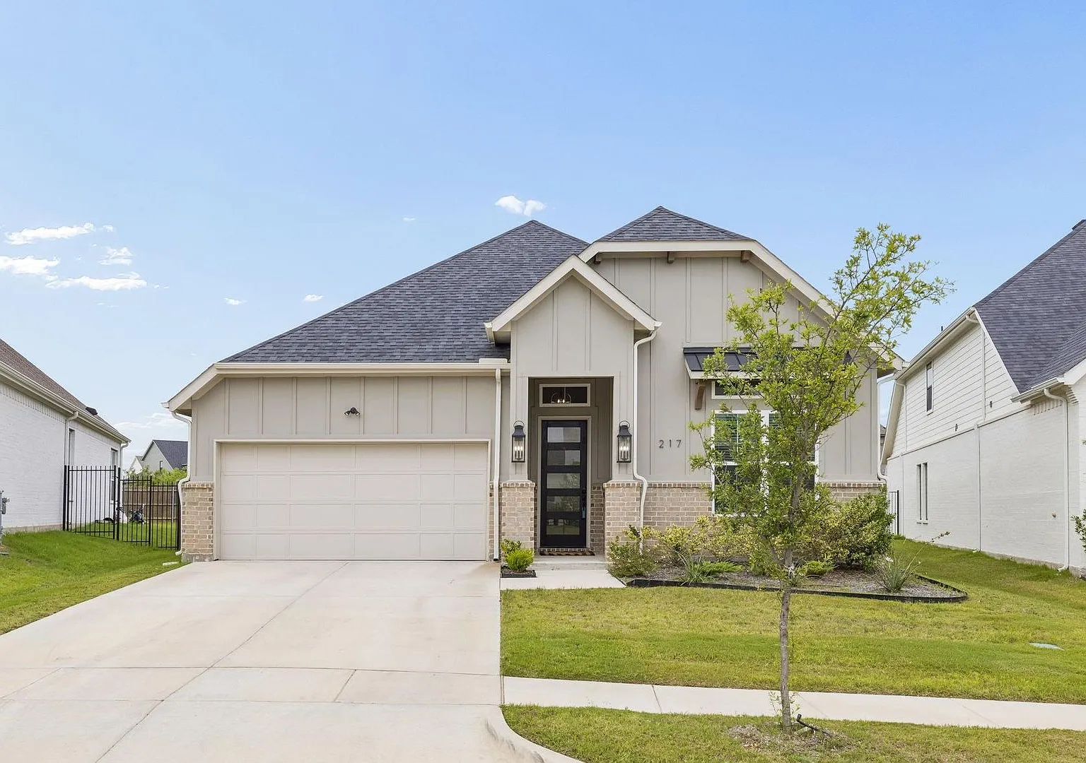Parks of Aledo - The Bluffs Home for Rent! — Photo 1